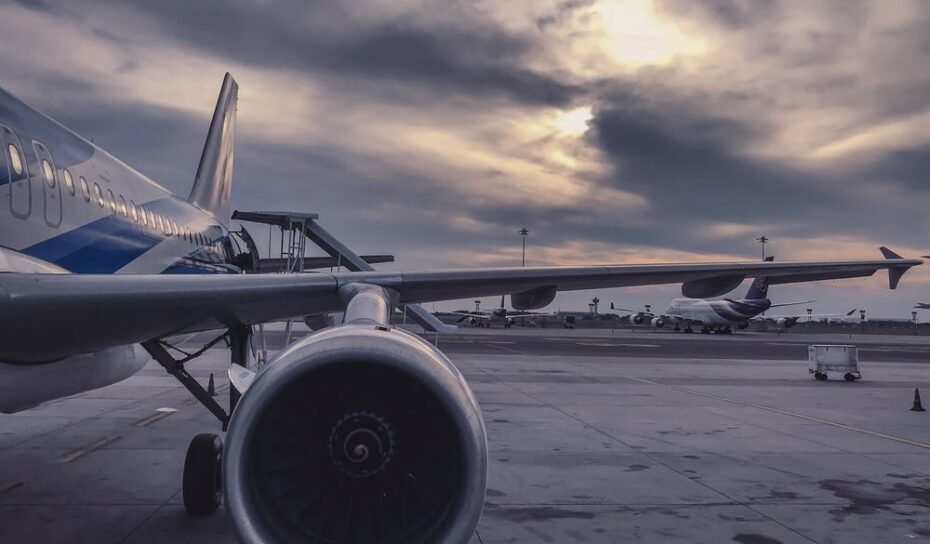 plane wing plane wing