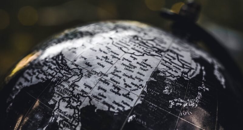 globe black & white globe black & white