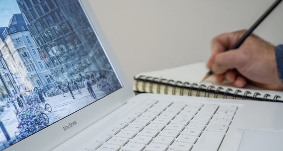 notepad laptop notepad laptop