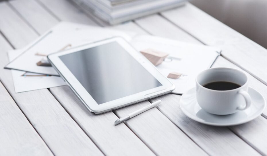 ipad and coffee marketing ipad and coffee marketing