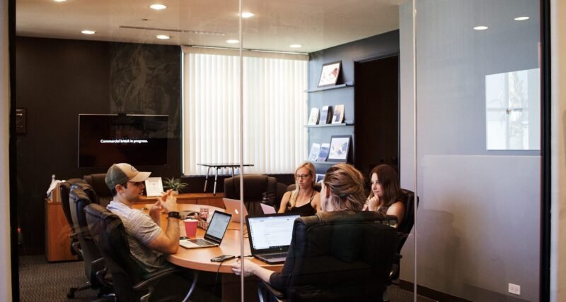 campaign-creators-qCi_MzVODoU-unsplash11111 campaign-creators-qCi_MzVODoU-unsplash11111